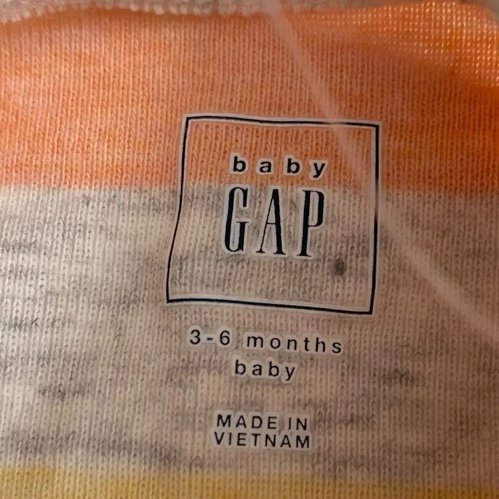 Baby Gap Onesie Sz 3-6 m Striped Unisex Baby Onesie